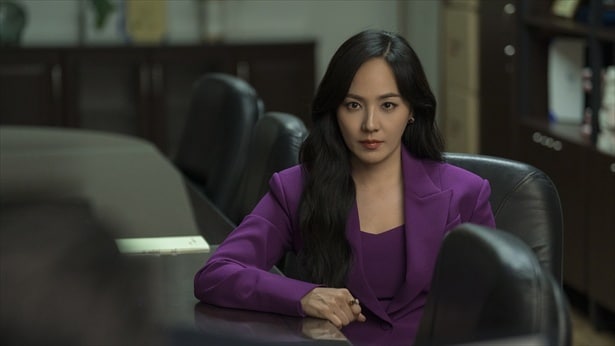 ユジンが20代を体現…圧倒的美貌に目を奪われる“20年前の回想シーン”　チ・ヒョヌも芸達者ぶり発揮＜ファーストレディ＞