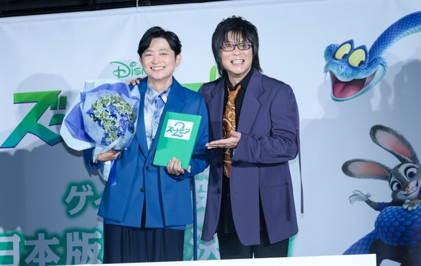 イベントに登場した下野紘、森川智之(写真左から)
