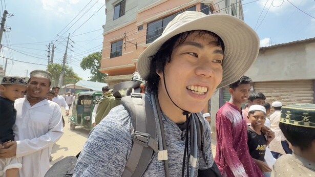 南アジア旅3日目、バングラデシュの首都・ダッカ最大の港・ショドルガットを訪れたくるま