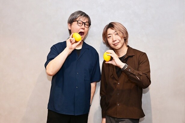 伊藤賢治（写真左）×成田勤（写真右）