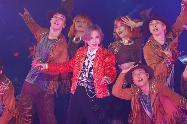 堂本光一、4年ぶりのソロツアー「またこの夢の世界を」圧巻のステージで魅せた唯一無二の輝き