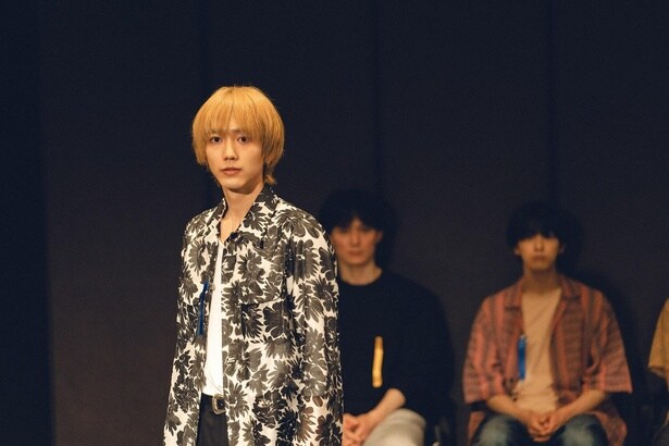 新原泰佑“白崎”「このオーディションが終わるまで、少し距離を置きませんか？」ライバルとなった駒木根葵汰“羽山”と距離を取る＜２５時、赤坂で Season２＞