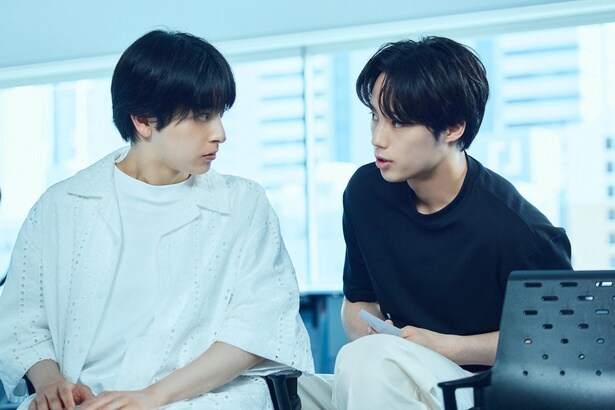 夏生大湖“黒木”、新原泰佑“白崎”に訳ありな顔で近づく様子にドキドキ「何を考えてるんだろ??」の声＜２５時、赤坂で２＞