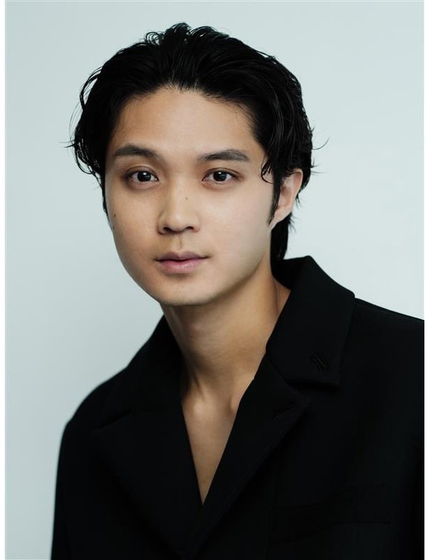 地元静岡の銘菓「こっこ」CMに出演した磯村勇斗