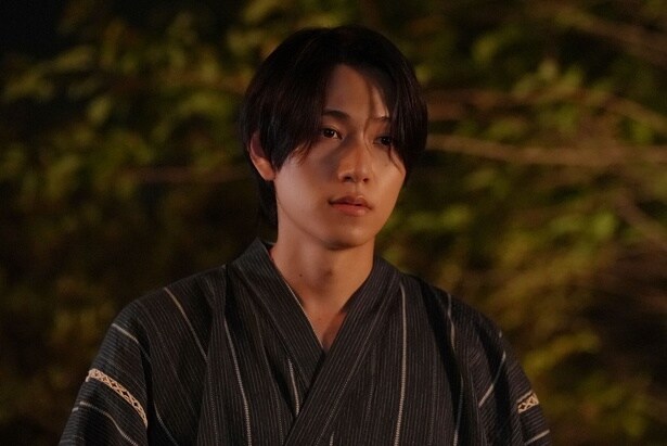 橋本将生“巧巳”「殺すって…なんで…?」恒松祐里“眞希”から澪を守るため石川瑠華“モナ”を殺せるか問われる<ひと夏の共犯者>