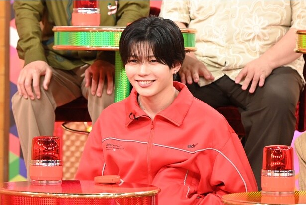 なにわ男子・長尾謙杜「ワンちゃんは反応するんですね」麻薬探知犬の優秀さに感心＜THE突破ファイル＞