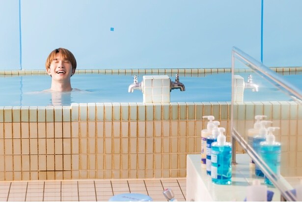 ジェシー、お風呂では全力歌唱「もう体を全部洗い終わってるのに歌って、また汗かいて洗い流すっていう(笑)」