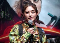 小峠英二の暴露に井上咲楽が赤面しながらも反撃「来年も楽しみにしていてください」