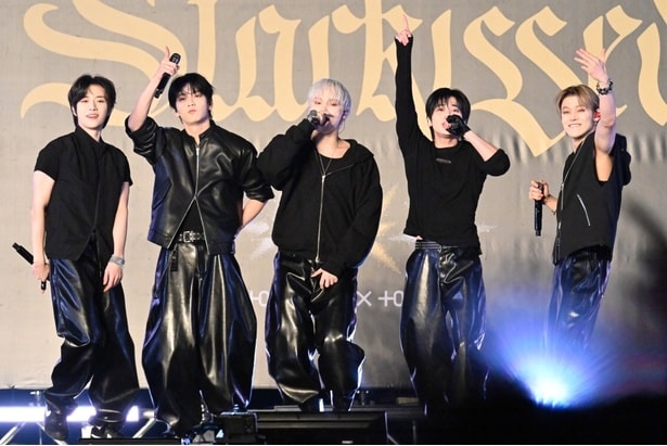 TOMORROW X TOGETHERがショーケースを開催