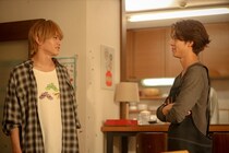 松島聡“千石”、女性と揉める猪俣周杜“阿久津”を見かけ…自宅に連れ帰り料理を振る舞う＜パパと親父のウチご飯＞