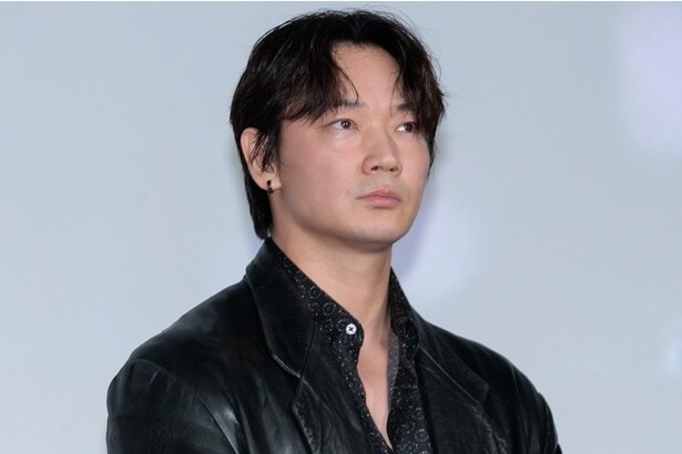 綾野剛が俳優人生で初めて体験したことを明かす