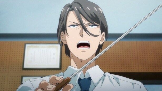 【写真】厳しく的確な指導を行う顧問・鮎川(CV.小野大輔)