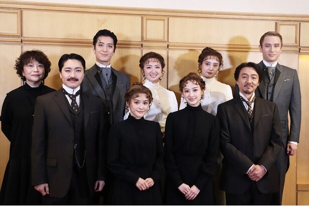 昆夏美＆鈴木瑛美子、星風まどか＆石田ニコル、それぞれの個性が光るシスターフッドで魅了「違いを体感して」＜マリー・キュリー＞