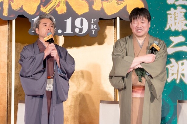 ムロツヨシ、佐藤二朗