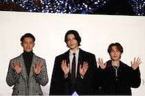 Snow Man岩本照、渡辺翔太、ラウール、“ペンライトで作り上げるイルミネーション”に期待「今年も楽しみだな」　ポップアップイベントの東京会場も発表