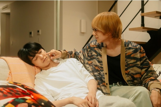 駒木根葵汰“羽山”、“ほっぺつん”すると甘える新原泰佑“白崎”にキュンキュン「最上級にかわいい」の声＜２５時、赤坂で２＞