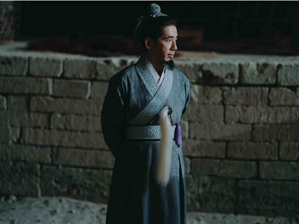 呉用役・野間口徹