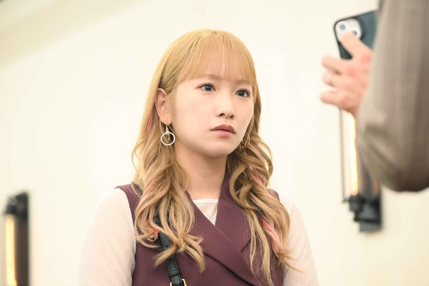 「俺の子だよね？」川栄李奈“茉海恵”に忍び寄る影…天才娘・池村碧彩“いろは”の危機に「どうなっていくんだ」「ハラハラ」の声＜フェイクマミー＞