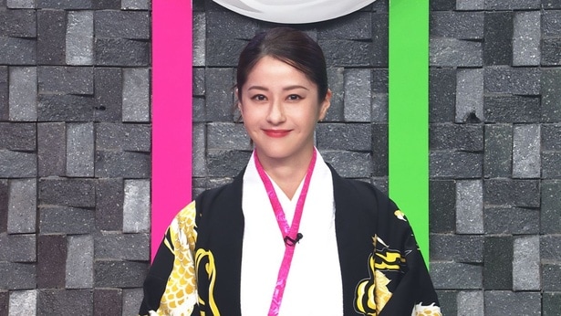 ドスのきいた姐さん風にお題を告げる松本若菜