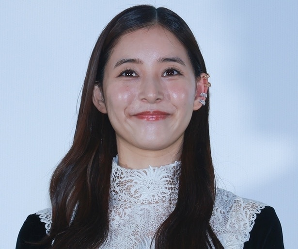 新木優子＆鈴木礼彩、“ダブル園子”のツーショットが「そっくり」と話題に＜良いこと悪いこと＞
