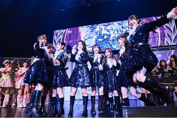 ライブバトルイベント「IDOL BATTLE ALIVE」でOCHA NORMAがチャンピオンの栄冠を手にした