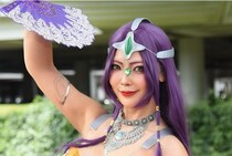 実の姉妹が「ドラクエ4」“マーニャ＆ミネア”コスプレに挑戦「装飾を増やして“防具を装備する感覚”を表現」＜コミケ106＞