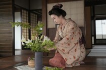 ＜明日のばけばけ＞高石あかり“トキ”は生け花やお茶を習い直そうと、北川景子“タエ”を訪ねる