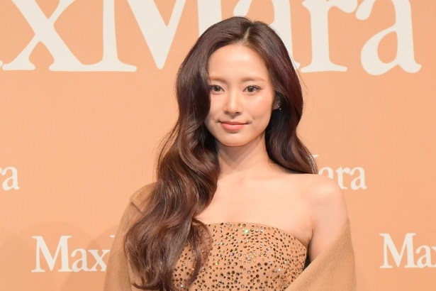 「普段は静か、でも揺るぎない自信」TWICEツウィが明かしたタイムレスな自分らしさ