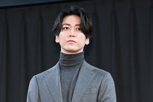 亀梨和也が「神の雫」アニメ制作発表会見に登壇