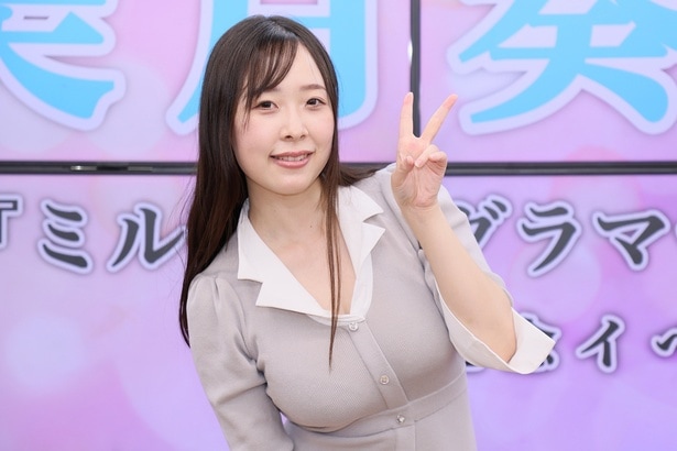 美月奏音がDVD発売記念イベントを開催
