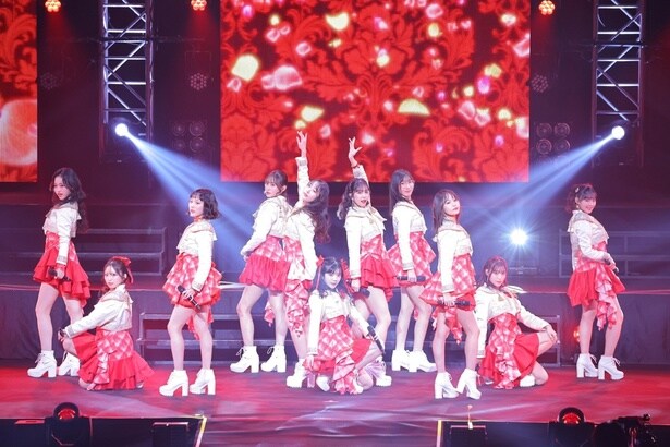 Juice=Juice日本武道館で単独公演「Juice=Juice Concert 2025 Queen of Hearts Special Flush」をリポート