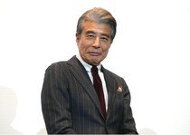 舘ひろしが仲裁役に徹した撮影現場を回顧「芝居なんかしてる暇はないですね(笑)」