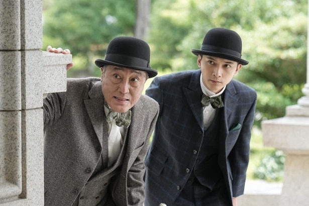 錦織(吉沢亮)と江藤(佐野史郎)