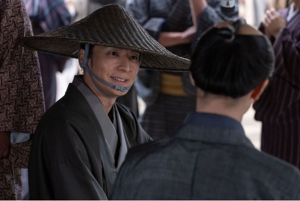 生田斗真“治済”、恒例の食べ物がまつわる恐ろしさと戸惑いが渦巻く展開へ＜べらぼう＞