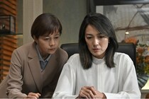 板谷由夏“杏子”、娘を誘拐した犯人に電話で謝罪を要求される＜絶対零度～情報犯罪緊急捜査～＞