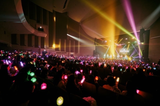 「FRUITS ZIPPER 1st ASIA TOUR 2025『We are FRUITS ZIPPER』」最終公演より