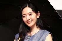 鈴木愛理&東雲うみ、“オシャレランチ”を食べるシーンの仲良しオフショットに「2人ともかわいい」＜推しが上司になりまして＞