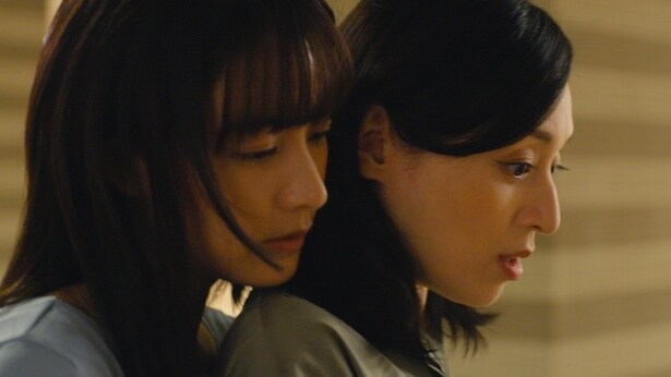 山本美月＆栗山千明の初共演ドラマ『おとなになっても』地上波初放送決定　「幸せを噛み締めながら演じていました」