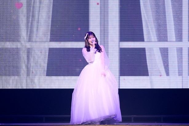 「ゆいりー」をしっとりと歌い上げる村山彩希