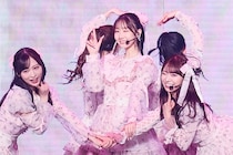 柏木由紀、半年ぶりのAKB48ライブ登場に「出すぎだよね(笑)」 村山彩希は「OGとして横に立てるとは」と共演に感慨深げ