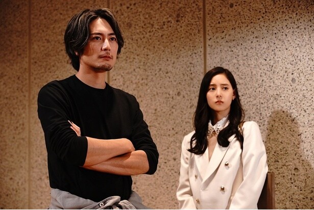 考察が盛り上がるドラマ「良いこと悪いこと」狩山俊輔監督が明かす『今のところまだ誰も気付いていない』ヒントやこだわりのシーン