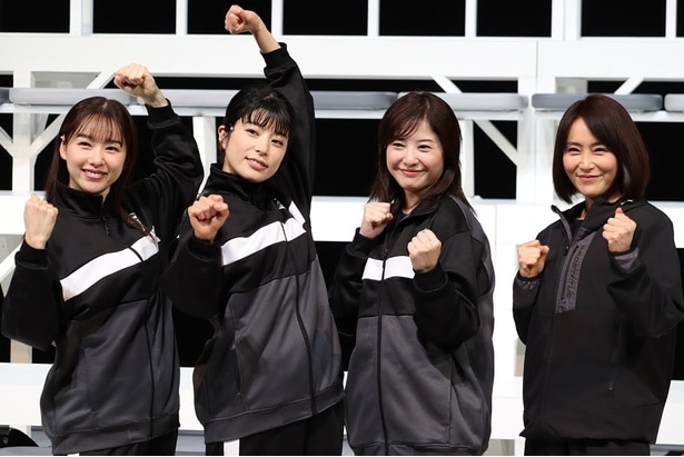 「シャイニングな女たち」開幕前会見より