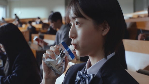 「inゼリーエネルギー」新テレビCM「受験にinゼリー 緊張も味方に」篇より