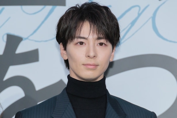 高杉真宙、伊藤万理華＆深川麻衣との“三角関係”演じ「気まずい感じはあった」