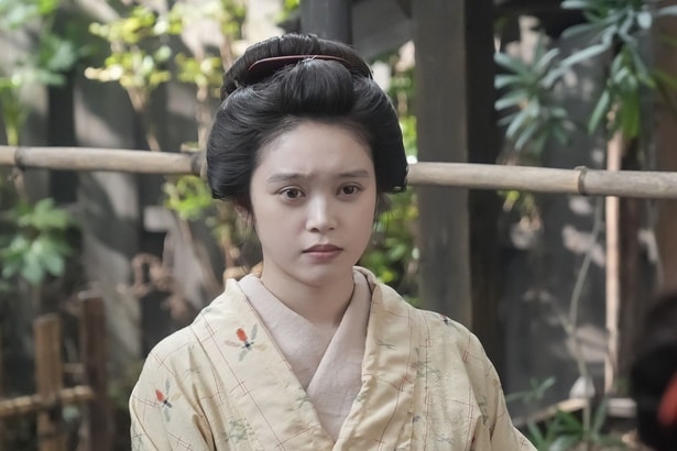 ＜明日のばけばけ＞高石あかり“トキ”は、お礼を言いに現れた北香那“リヨ”の一言に動揺する