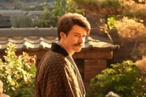 ＜ばけばけ＞トミー・バストウ“ヘブン”の壮絶な過去…高石あかり“トキ”は湯たんぽ破壊の大胆行動