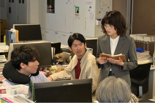 「週刊千石」の大スクープになりそうな、“あること”に日向子(奥山)は気付く