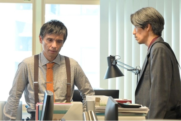 デスク北浜(赤ペン瀧川)と村井(夙川)が対立