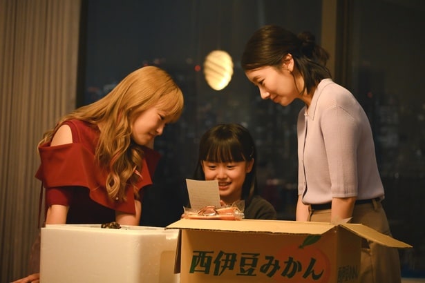 徐々に「家族」の形になっていく姿を見事に演じた波瑠、川栄李奈、池村碧彩