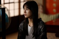 永瀬莉子“愛衣那”が恒松祐里“澪”に秘密をバラしたシーンに「やめたげて…」「地獄展開」と視聴者騒然＜ひと夏の共犯者＞